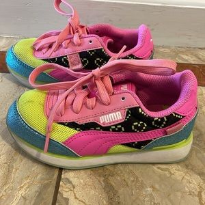 PUMA | L.O.L Surprise x Sneakers